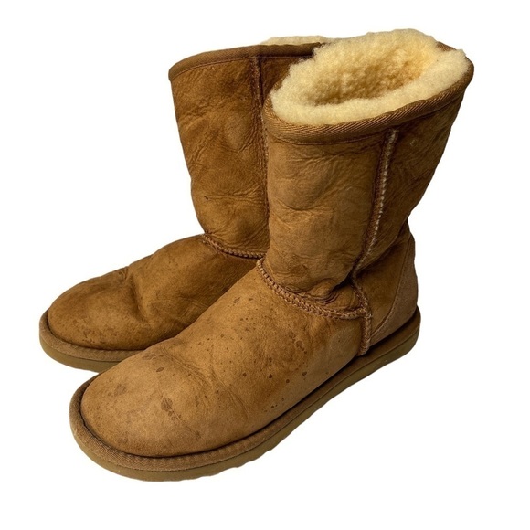 Ugg Eva boots classic tan slip on sheepskin warm soft 6‎ size classic - Picture 1 of 4